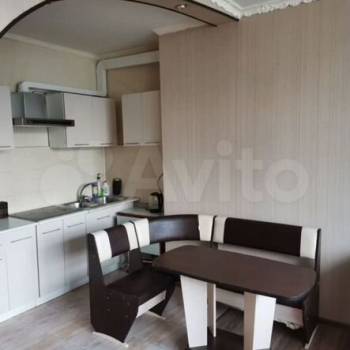 Сдается Многокомнатная квартира, 75,8 м²