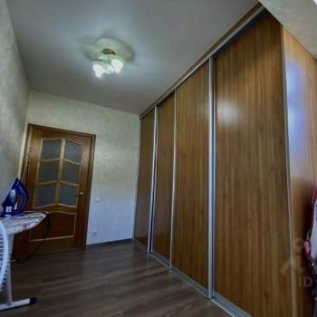 Сдается Многокомнатная квартира, 80 м²