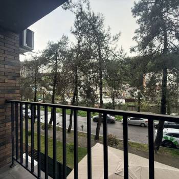 Продается 1-комнатная квартира, 50 м²