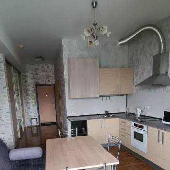Сдается 2-х комнатная квартира, 72 м²