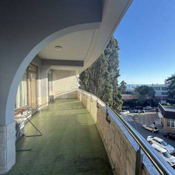 Сдается Многокомнатная квартира, 175 м²