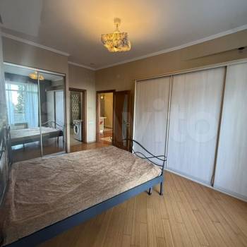 Сдается Многокомнатная квартира, 175 м²