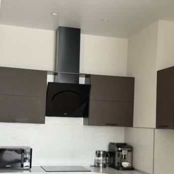 Продается 1-комнатная квартира, 52 м²