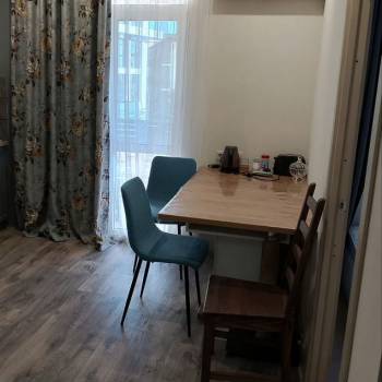 Продается 1-комнатная квартира, 36 м²