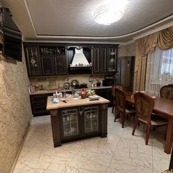 Продается Дом, 340 м²