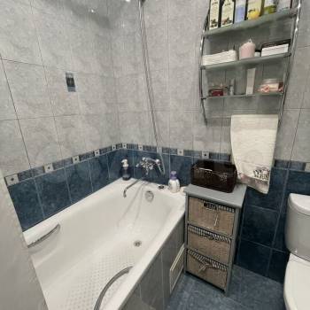 Сдается 2-х комнатная квартира, 74 м²