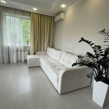 Сдается 2-х комнатная квартира, 74 м²