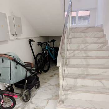 Продается 1-комнатная квартира, 35 м²
