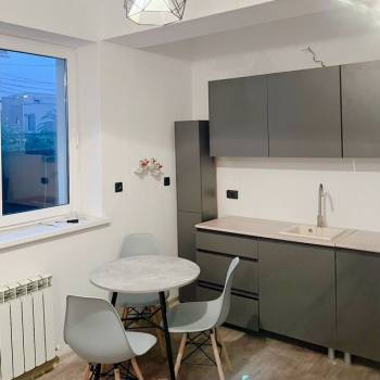 Продается 1-комнатная квартира, 35 м²