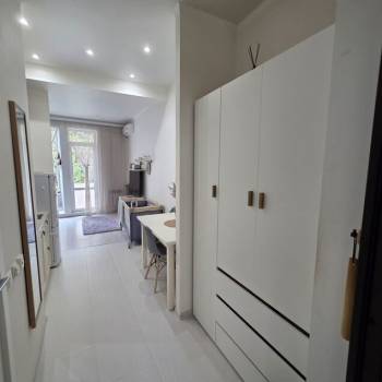Продается 1-комнатная квартира, 30 м²