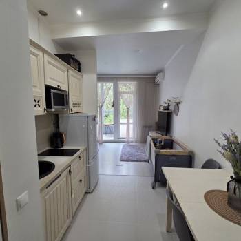 Продается 1-комнатная квартира, 30 м²