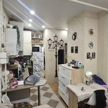 Продается 1-комнатная квартира, 18 м²