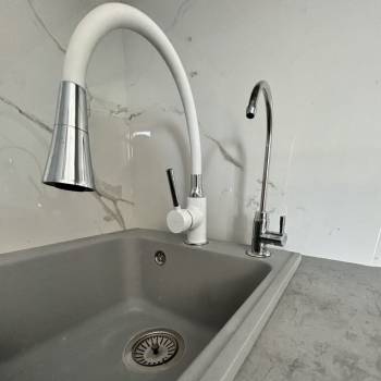 Продается 1-комнатная квартира, 28 м²