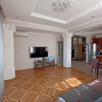 Продается 3-х комнатная квартира, 100 м²