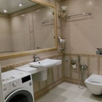Продается Многокомнатная квартира, 130 м²