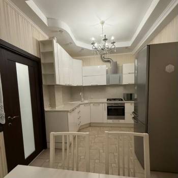 Сдается Многокомнатная квартира, 68 м²