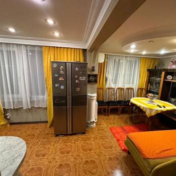 Продается 3-х комнатная квартира, 68 м²