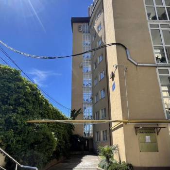 Продается 1-комнатная квартира, 42,7 м²