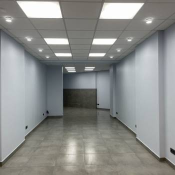 Продается Нежилое помещение, 65 м²