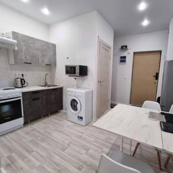 Продается Многокомнатная квартира, 80,3 м²