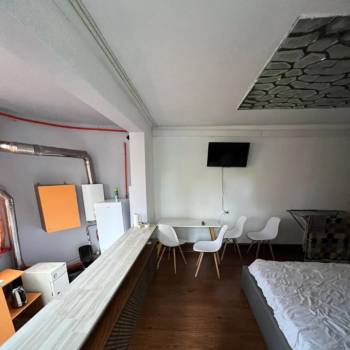 Продается Многокомнатная квартира, 80,3 м²