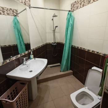 Продается 1-комнатная квартира, 42 м²