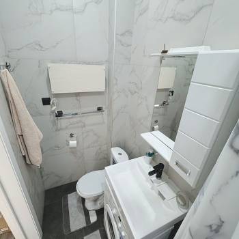 Продается 1-комнатная квартира, 17,8 м²