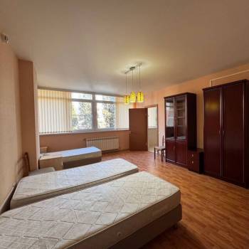 Продается 3-х комнатная квартира, 140 м²