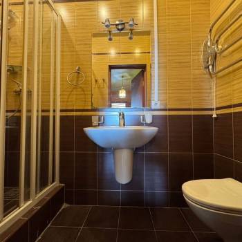 Продается 3-х комнатная квартира, 140 м²