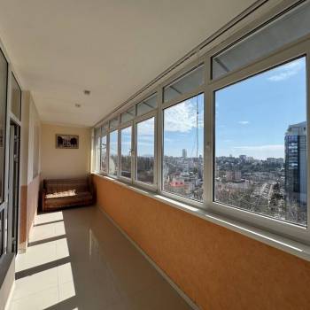 Продается 3-х комнатная квартира, 140 м²