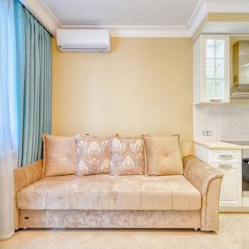 Сдается 1-комнатная квартира, 51 м²