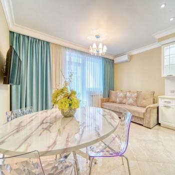 Сдается 1-комнатная квартира, 51 м²