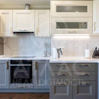 Сдается Многокомнатная квартира, 139 м²