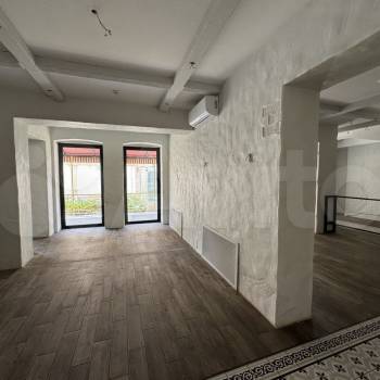 Сдается Нежилое помещение, 161 м²