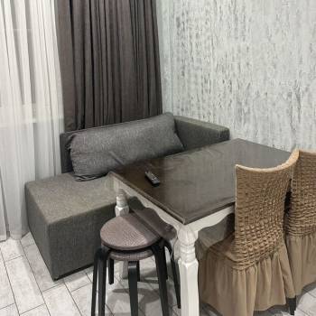 Сдается 1-комнатная квартира, 38 м²