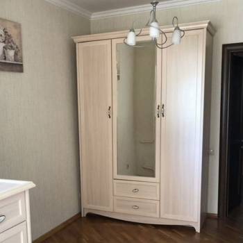 Сдается Многокомнатная квартира, 90 м²