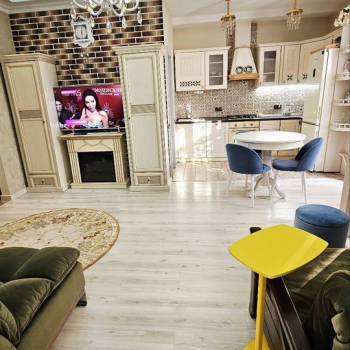 Сдается 1-комнатная квартира, 60 м²
