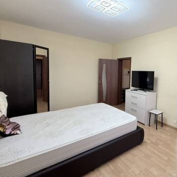 Сдается 2-х комнатная квартира, 60 м²