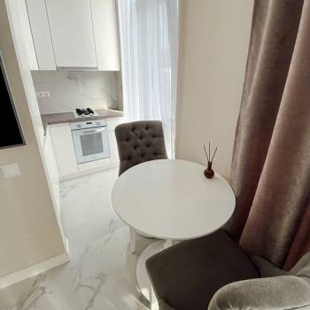 Продается 1-комнатная квартира, 35 м²