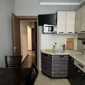 Сдается 1-комнатная квартира, 45 м²