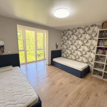 Сдается Многокомнатная квартира, 64 м²