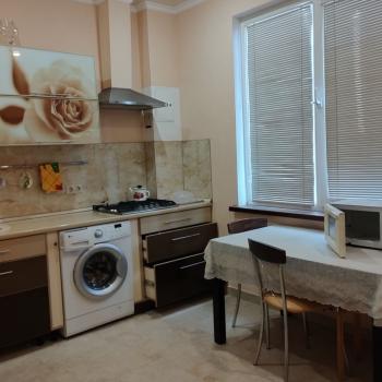 Сдается 1-комнатная квартира, 50 м²