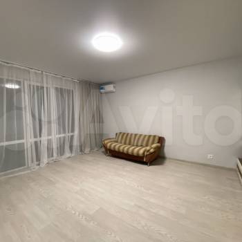 Сдается 2-х комнатная квартира, 70 м²