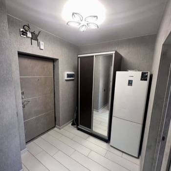 Продается 1-комнатная квартира, 52 м²