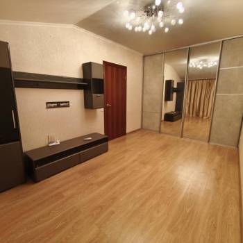Продается 1-комнатная квартира, 28,4 м²