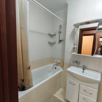 Продается 1-комнатная квартира, 28,4 м²