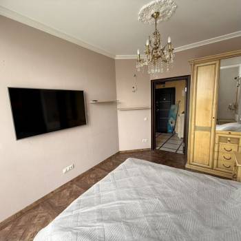 Продается 1-комнатная квартира, 41 м²