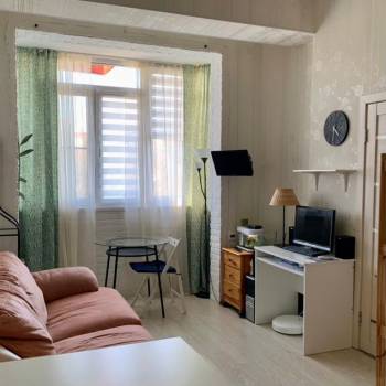 Продается 1-комнатная квартира, 51 м²
