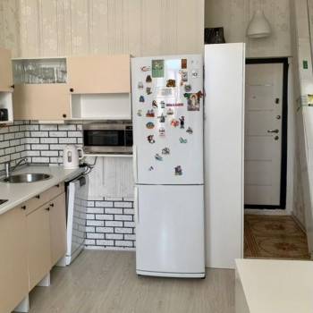 Продается 1-комнатная квартира, 51 м²