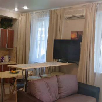 Сдается 1-комнатная квартира, 42 м²